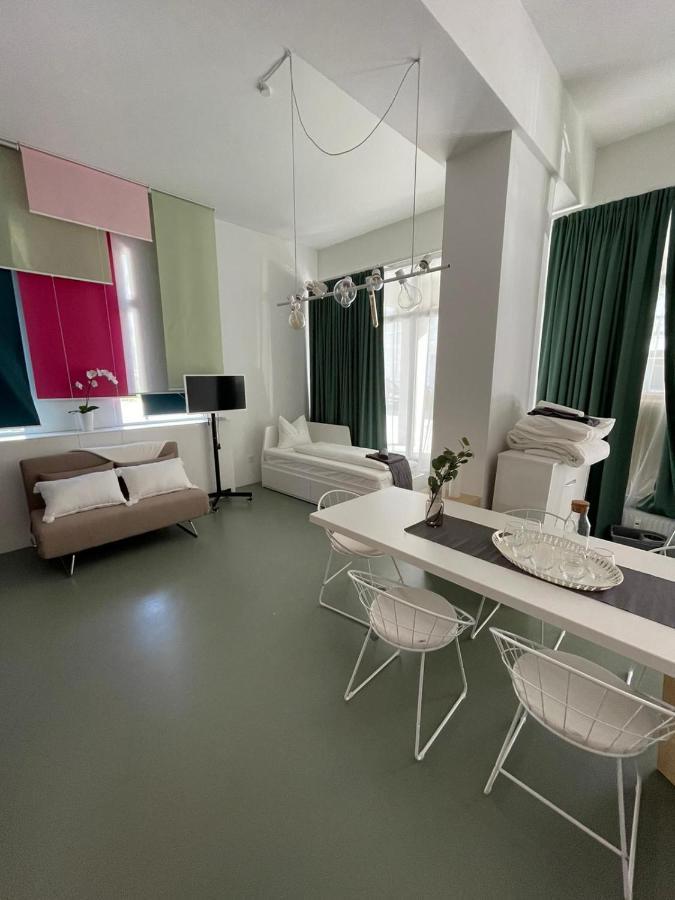 Main Station Design Loft Style Apartment Innsbruck Exterior photo